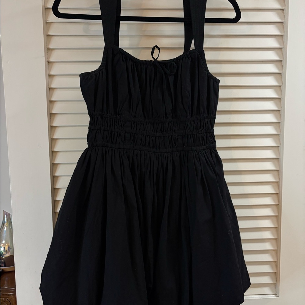 Aritzia Sunday Best bubble dress